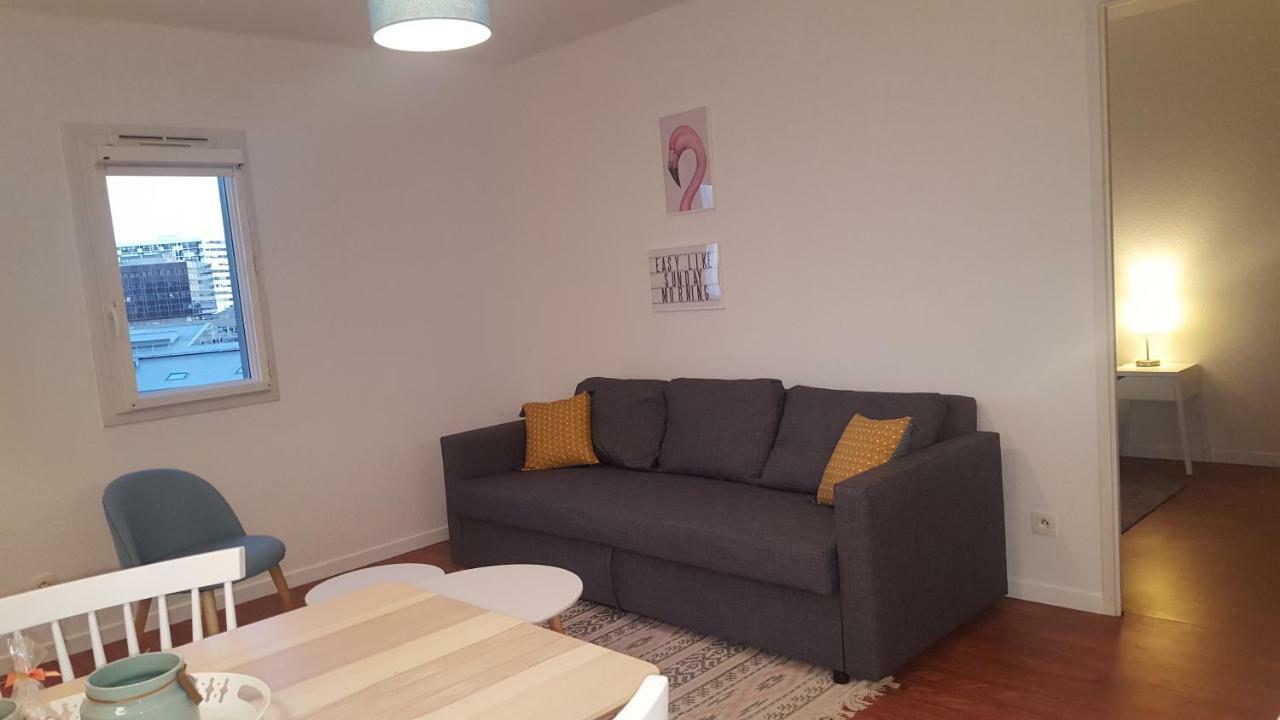 Appartement Sur L'Ile De Nantes - Place De Parking Gratuit Экстерьер фото